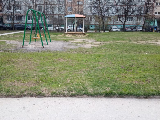 Обустройство детской игровой площадки в МО город Тула, Советский территориальный округ,  ул. Демонстрации , д.8