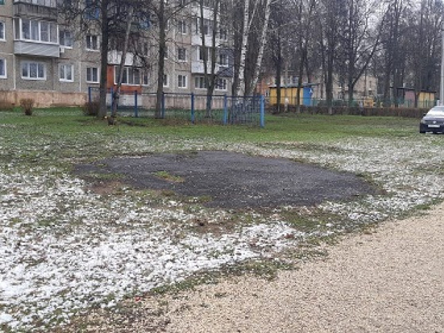 Обустройство спортивной площадки в г. Узловая, кв-л 50 лет Октября между д. №11 и д. №12