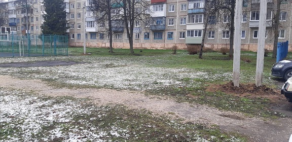 Обустройство спортивной площадки в г. Узловая, кв-л 50 лет Октября между д. №11 и д. №12