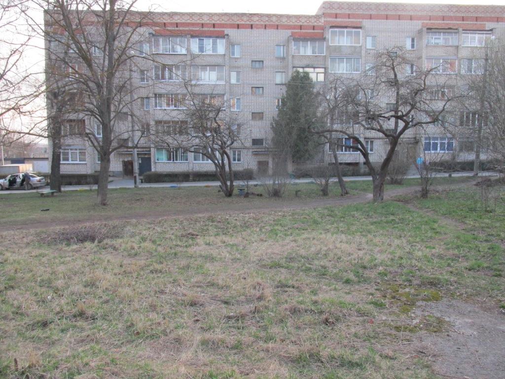 Обустройство спортивной площадки в г.Ясногорске по ул.Южная, д.10