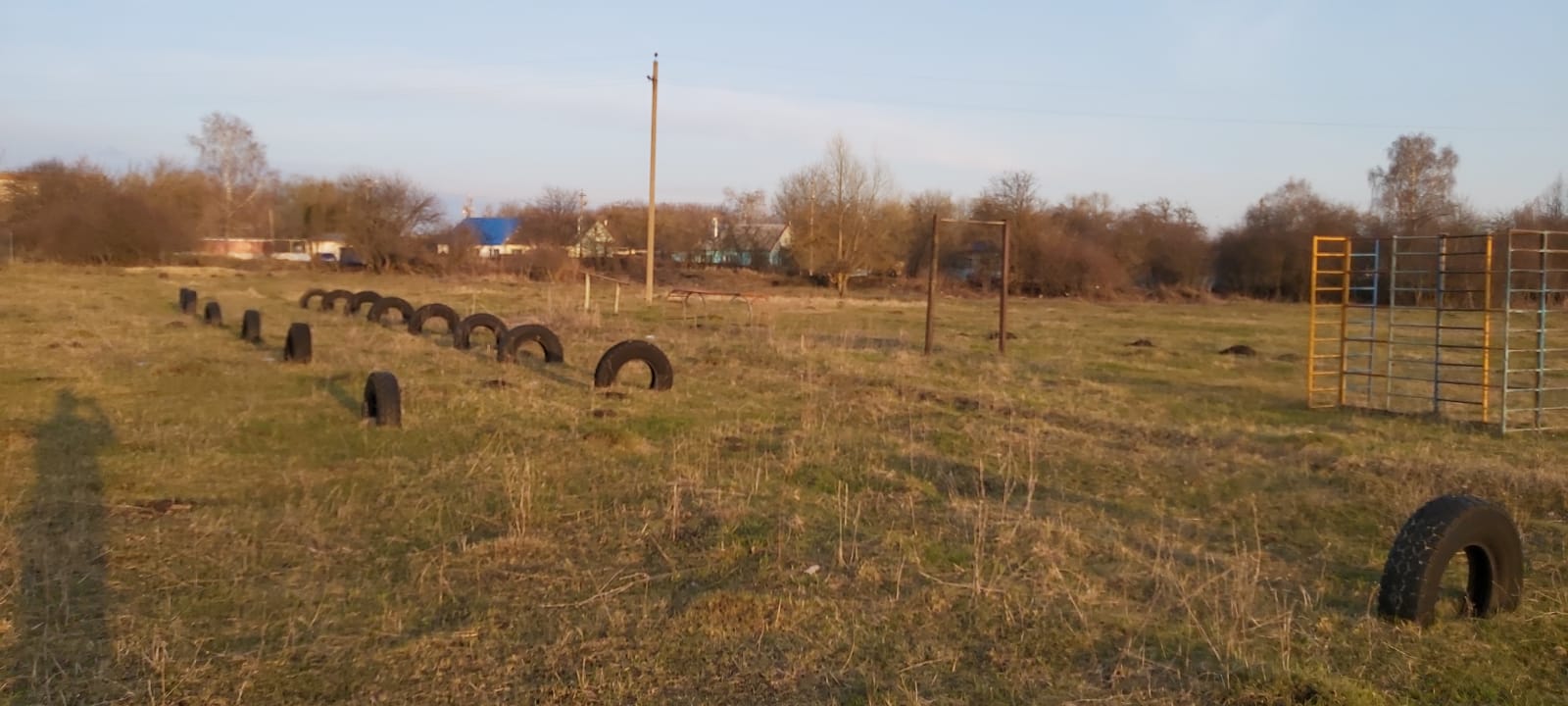 Обустройство спортивной площадки в п. Молчаново Каменского района