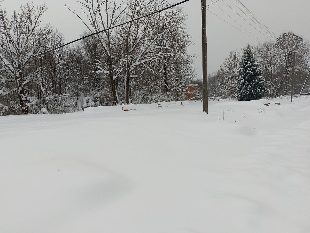 Обустройство зоны для досуга и отдыха по адресу:  Дубенский район, п. Гвардейский, ул. Советская